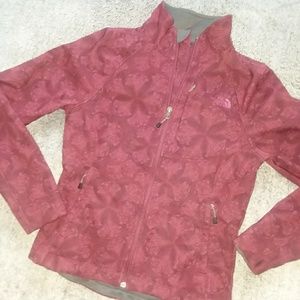 The North Face Womens TNF Apex zip Jacket